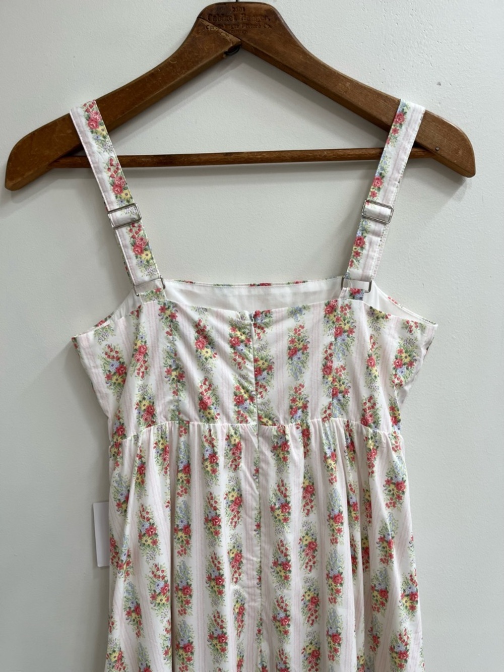 Petal & Pup Gabriela flower bouquet print maxi dress ivory pink cottagecore S - Picture 7 of 15